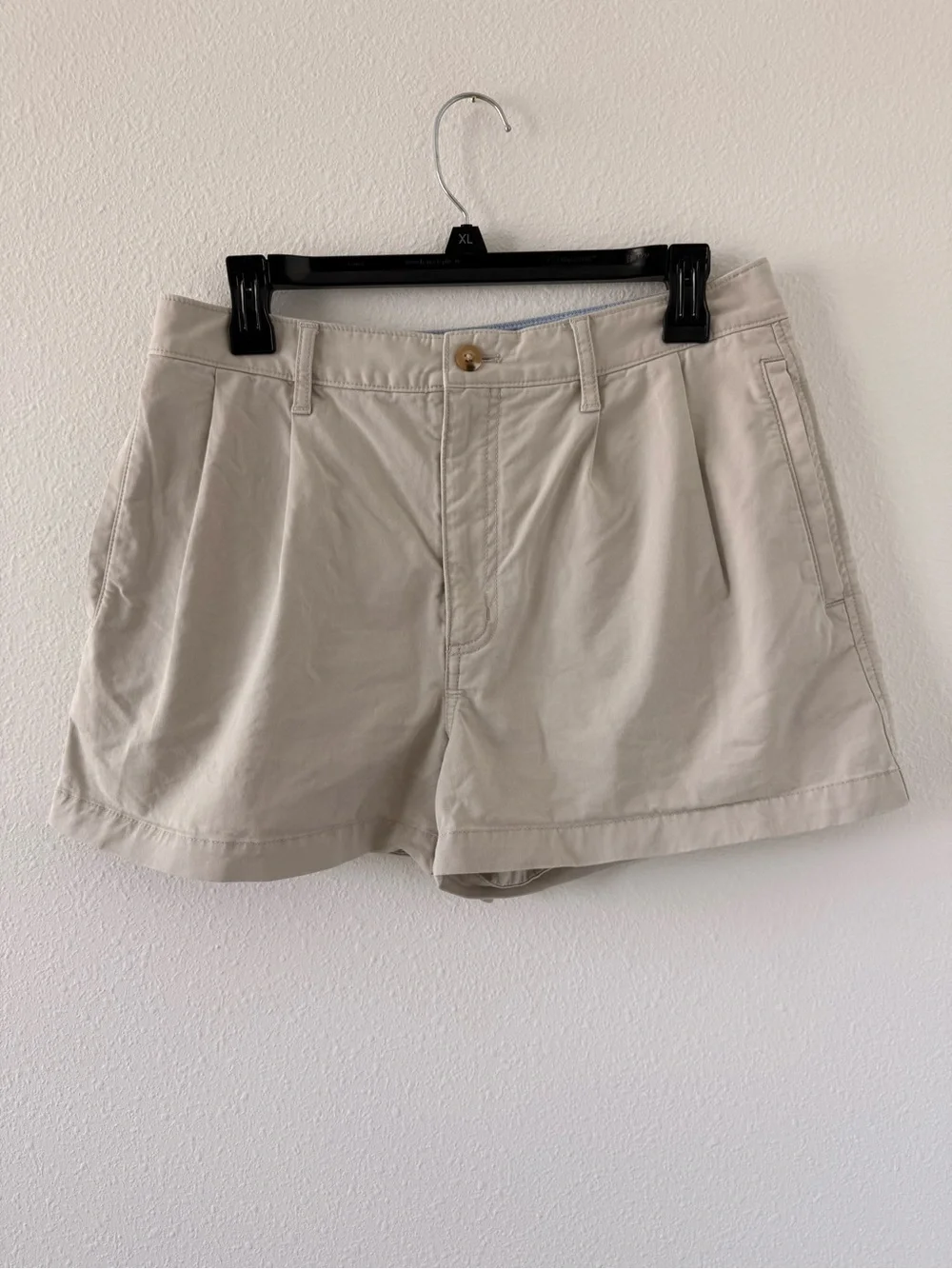 TNA Cream Pleated Women's Shorts